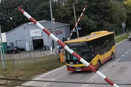 Autobus za rogatkami